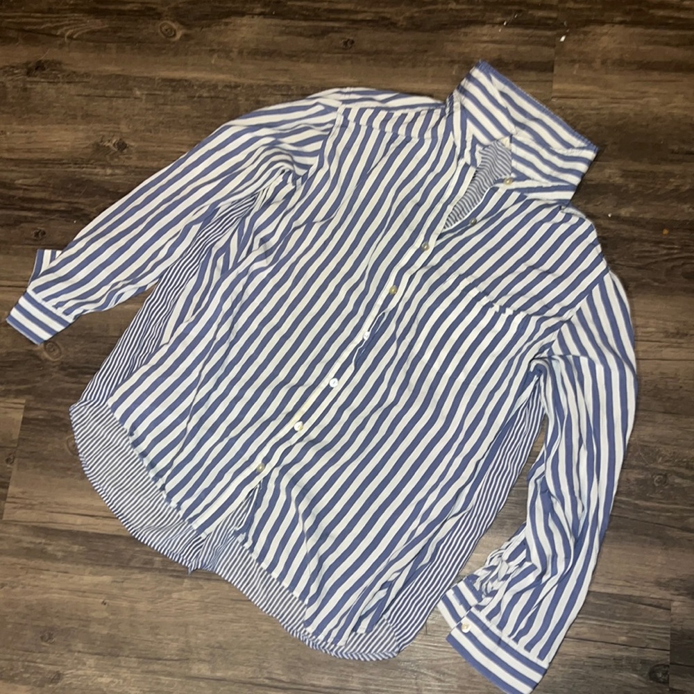 Womens white with blue stripes button up top